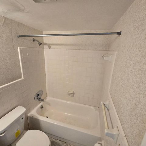 5420 NW 11th Street 202, Plantation, FL 33313