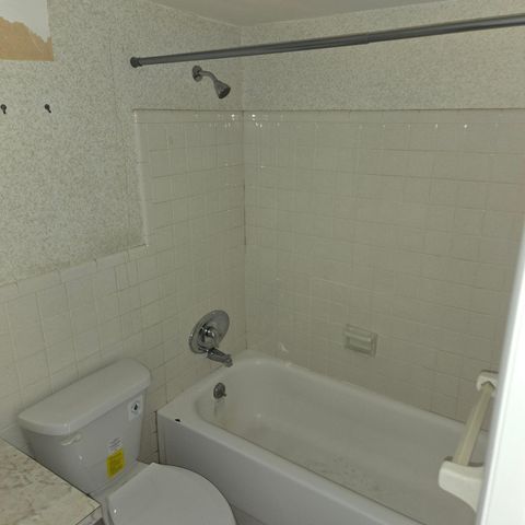 5420 NW 11th Street 202, Plantation, FL 33313