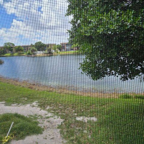 5420 NW 11th Street 202, Plantation, FL 33313
