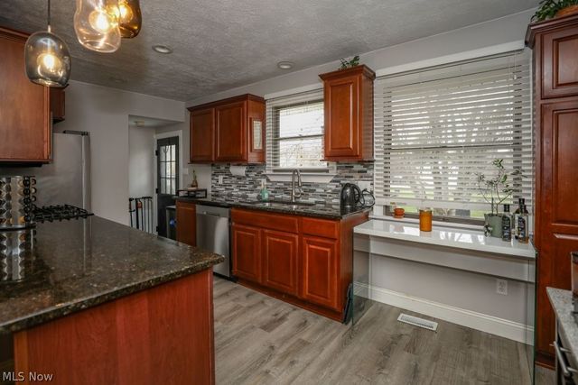 10676 Holcomb Road, Newton Falls, OH 44444