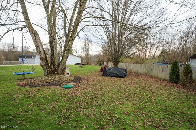 10676 Holcomb Road, Newton Falls, OH 44444