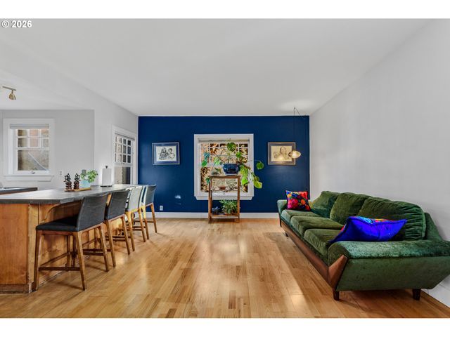 1829 Nw LOVEJOY St 313, Portland, OR 97209