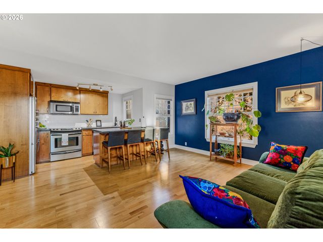 1829 Nw LOVEJOY St 313, Portland, OR 97209