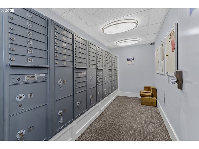 1829 Nw LOVEJOY St 313, Portland, OR 97209