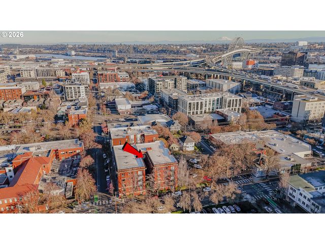 1829 Nw LOVEJOY St 313, Portland, OR 97209