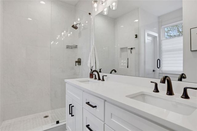 358 Clarendon Court, Gainesville, GA 30501