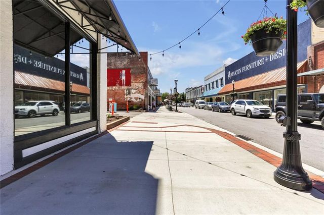 358 Clarendon Court, Gainesville, GA 30501