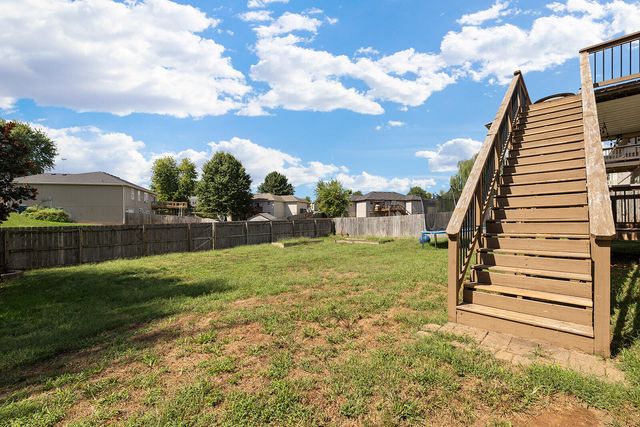 975 S Pinewood Lane, Nixa, MO 65714