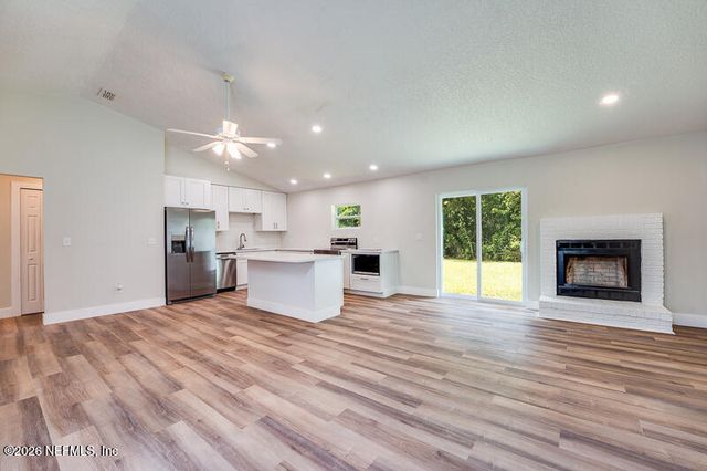 2040 DEER RUN Trail, Jacksonville, FL 32246