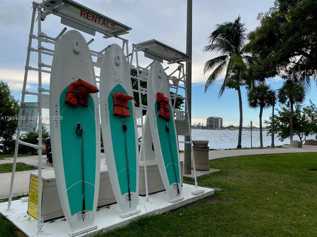 1750 N Bayshore Dr 4003, Miami, FL 33132