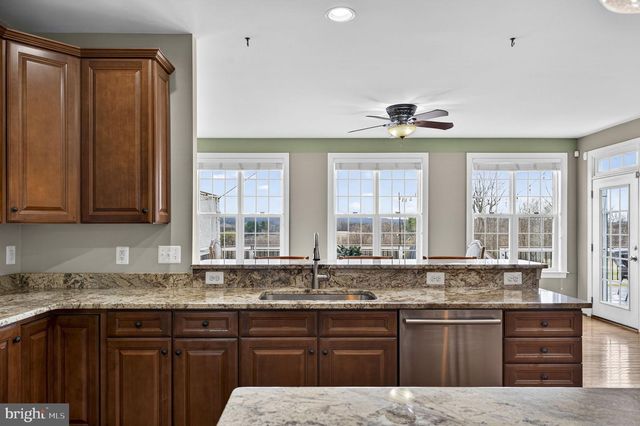 13200 WATERFORD VIEW CT, Lovettsville, VA 20180