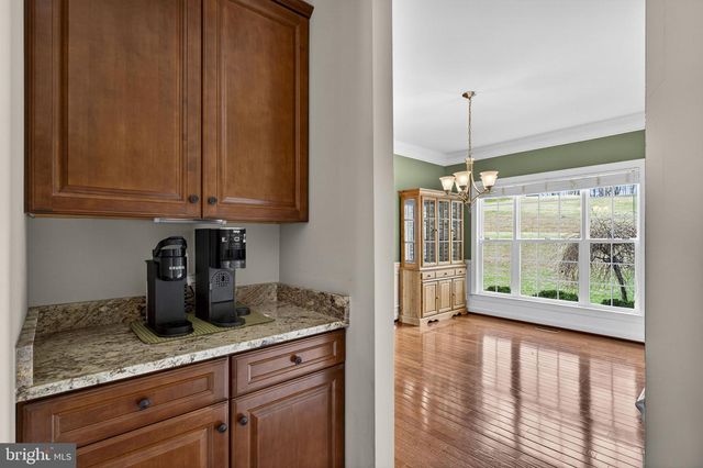 13200 WATERFORD VIEW CT, Lovettsville, VA 20180