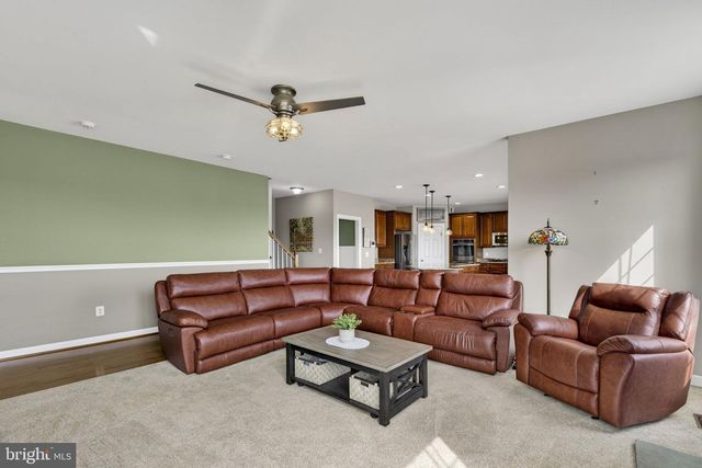 13200 WATERFORD VIEW CT, Lovettsville, VA 20180