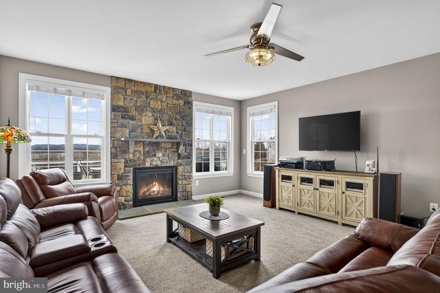 13200 WATERFORD VIEW CT, Lovettsville, VA 20180