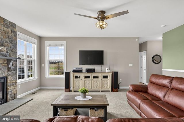 13200 WATERFORD VIEW CT, Lovettsville, VA 20180