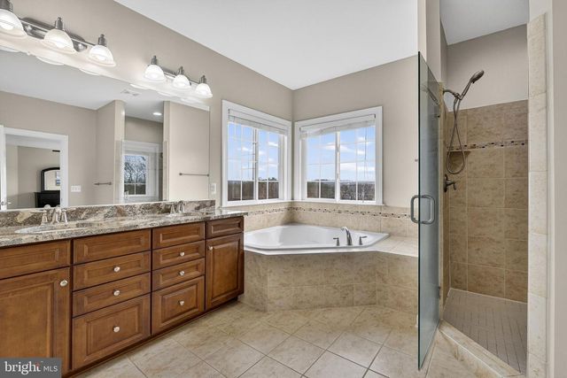 13200 WATERFORD VIEW CT, Lovettsville, VA 20180