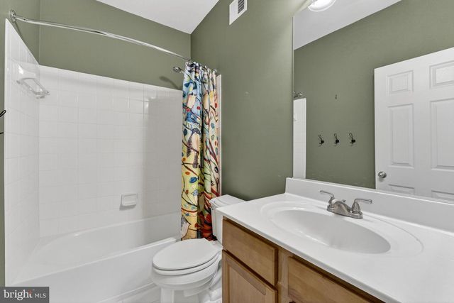 13200 WATERFORD VIEW CT, Lovettsville, VA 20180