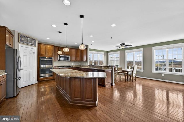 13200 WATERFORD VIEW CT, Lovettsville, VA 20180