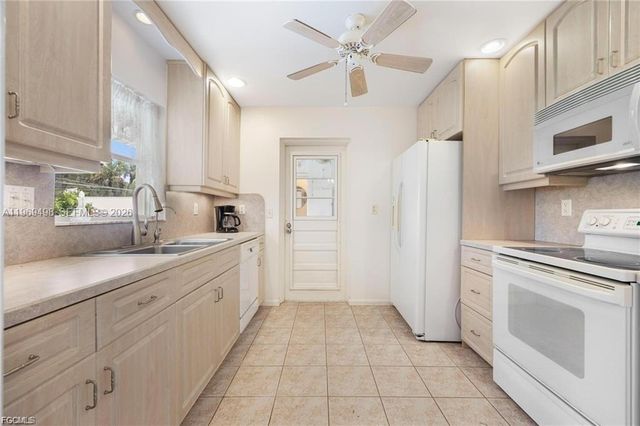 2030 Ft Denaud Rd, La Belle, FL 33935