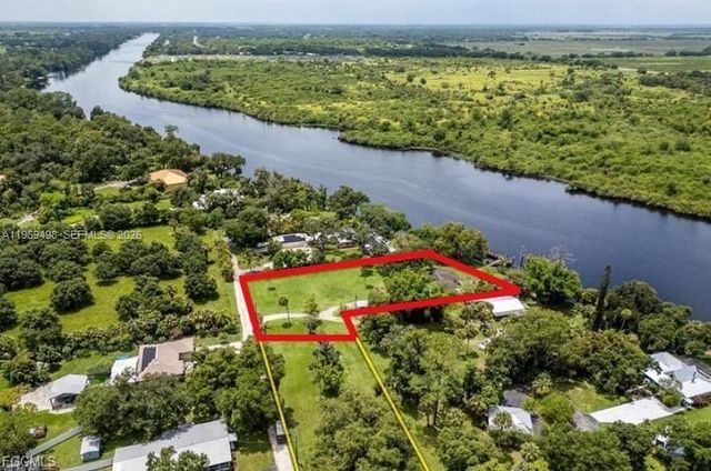 2030 Ft Denaud Rd, La Belle, FL 33935