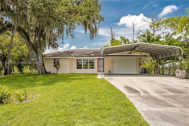 2030 Ft Denaud Rd, La Belle, FL 33935