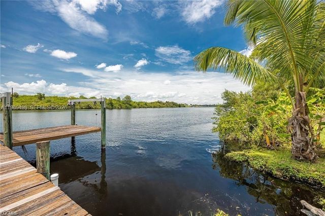 2030 Ft Denaud Rd, La Belle, FL 33935