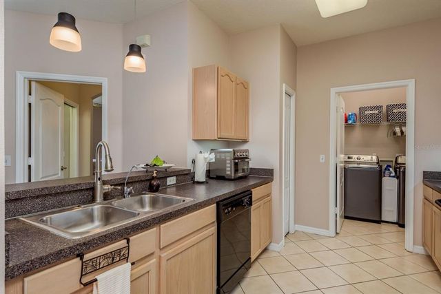 20324 NOBLE OAK PLACE, Tampa, FL 33647
