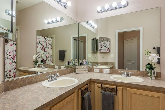 20324 NOBLE OAK PLACE, Tampa, FL 33647
