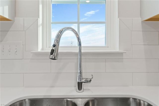 2969 Flat Rock Drive, Winston-salem, NC 27127