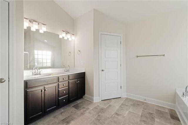 2969 Flat Rock Drive, Winston-salem, NC 27127