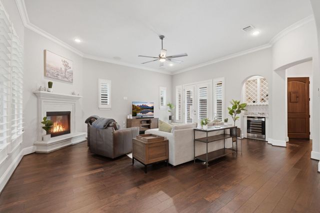 111 N Bimini Twist Circle, The Woodlands, TX 77375