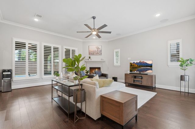 111 N Bimini Twist Circle, The Woodlands, TX 77375
