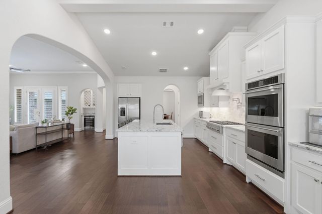 111 N Bimini Twist Circle, The Woodlands, TX 77375