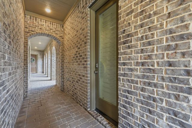 111 N Bimini Twist Circle, The Woodlands, TX 77375