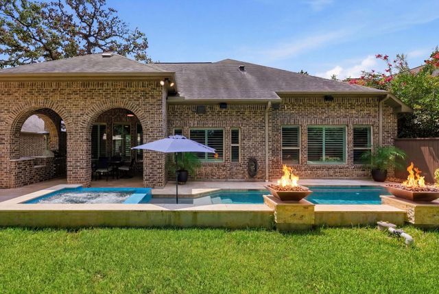 111 N Bimini Twist Circle, The Woodlands, TX 77375
