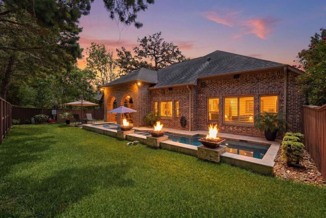 111 N Bimini Twist Circle, The Woodlands, TX 77375