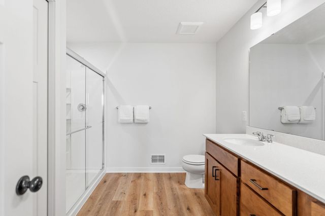 8612 Kenyon Court NE B, Blaine, MN 55434