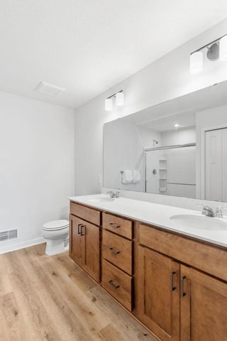 8612 Kenyon Court NE B, Blaine, MN 55434