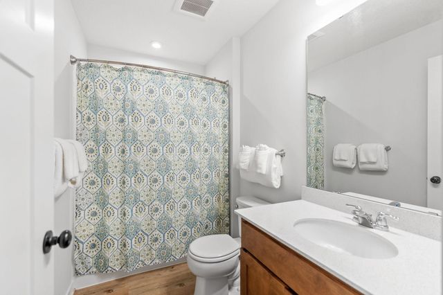 8612 Kenyon Court NE B, Blaine, MN 55434