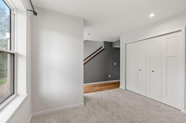 8612 Kenyon Court NE B, Blaine, MN 55434