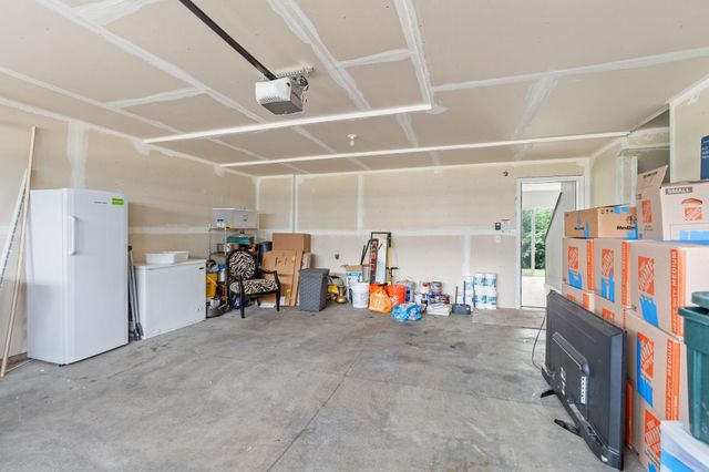 8612 Kenyon Court NE B, Blaine, MN 55434