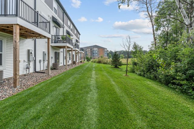 8612 Kenyon Court NE B, Blaine, MN 55434