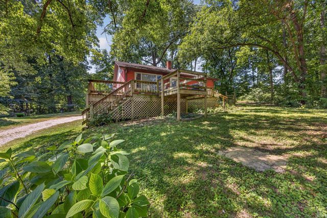 803 Old St Rd 37 N, Bedford, IN 47421