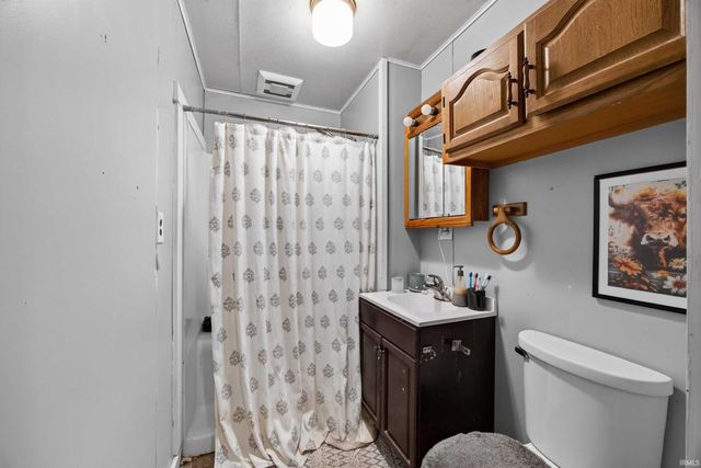 803 Old St Rd 37 N, Bedford, IN 47421
