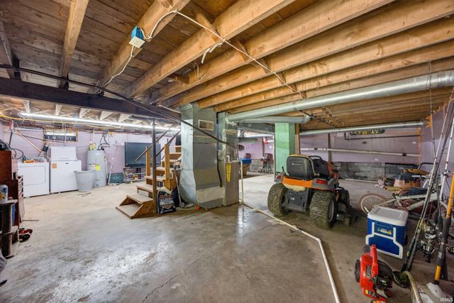 803 Old St Rd 37 N, Bedford, IN 47421