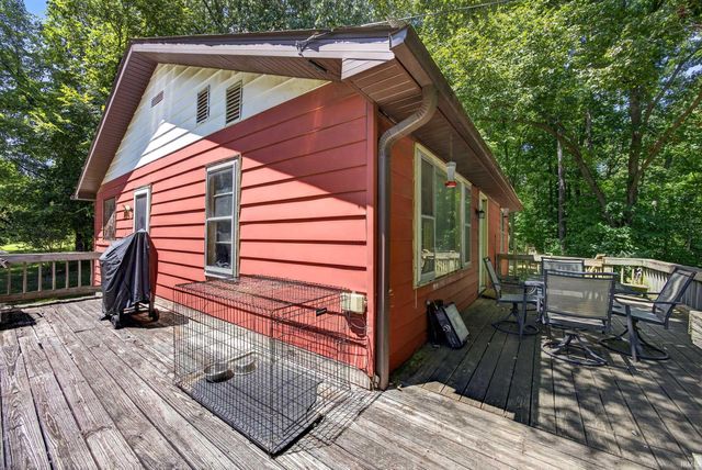 803 Old St Rd 37 N, Bedford, IN 47421