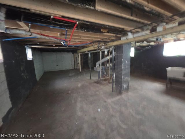 16685 Woodingham Drive, Detroit, MI 48221