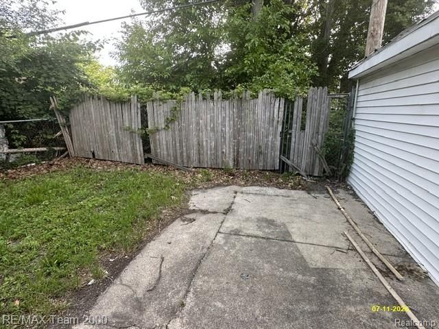 16685 Woodingham Drive, Detroit, MI 48221