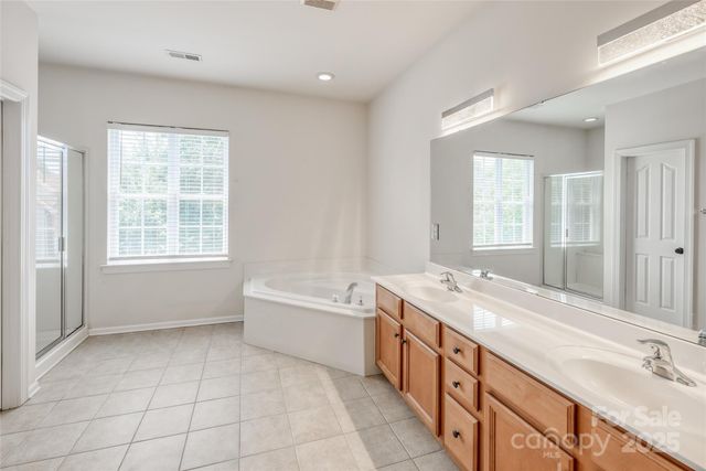 2002 Ledare Lane 70, Indian Trail, NC 28079