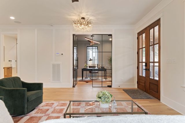 1240 Kenmore Pl, Nashville, TN 37216